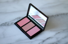 Bobbi-Brown-Calypso-Cheek-Palette