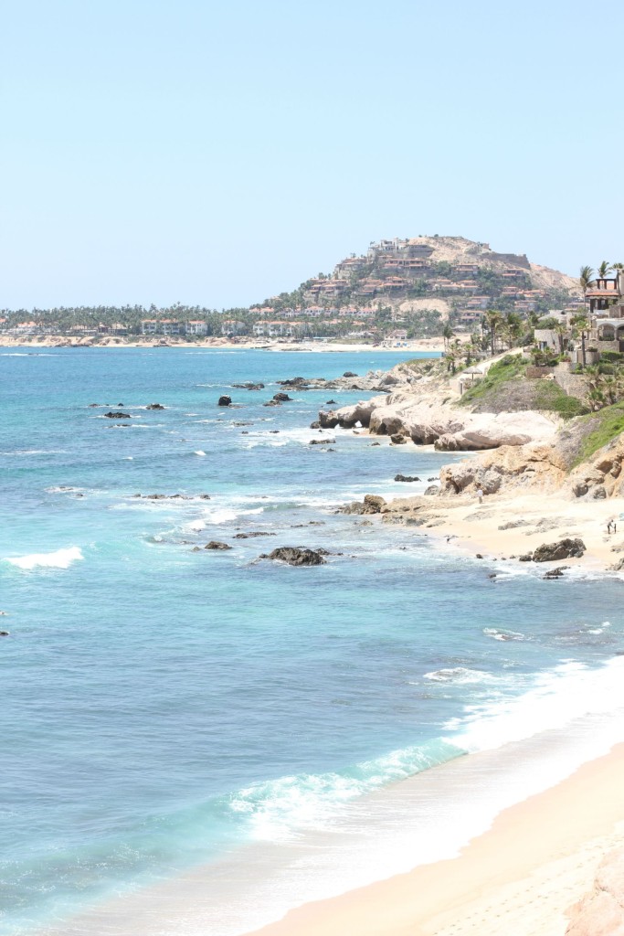  Los-Cabos-Surfer-beach