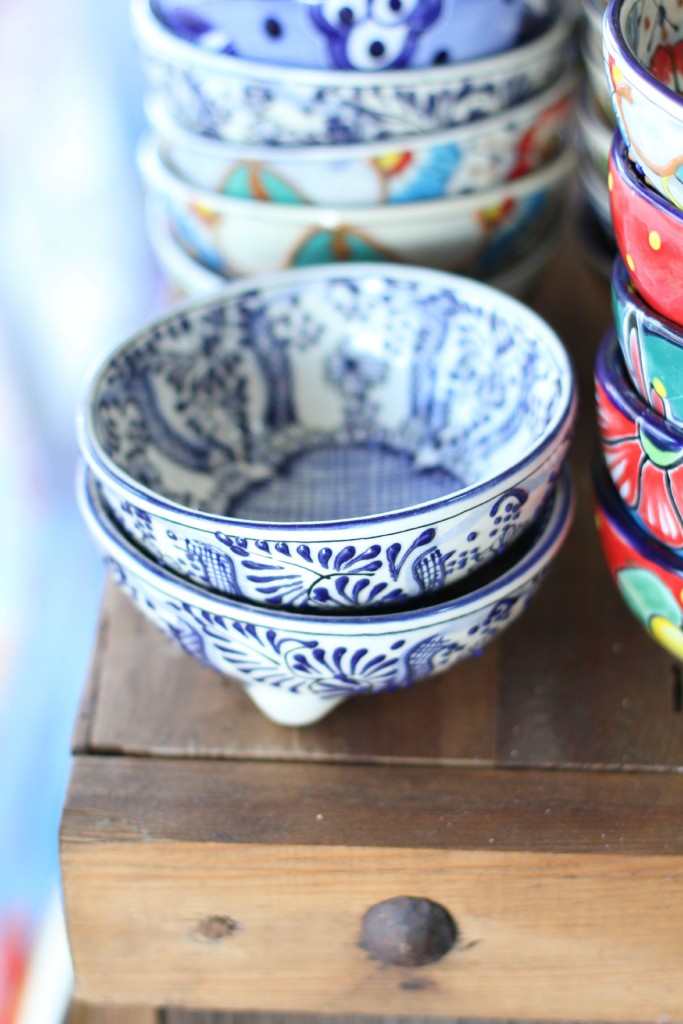 hand-painted-bowls
